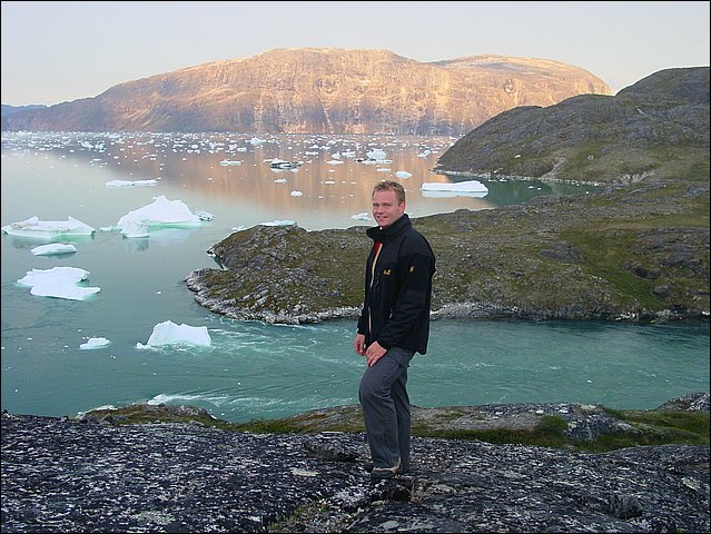 20030718_05_Tasiussaq_Rasmus_ved_indsejling.jpg